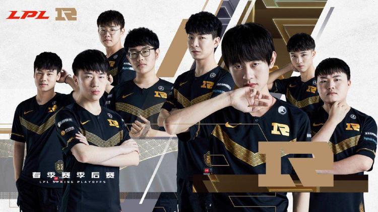 一名球员 一名球员