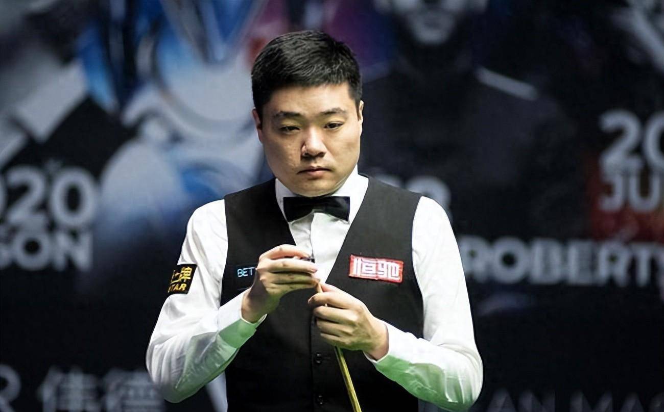 级足球氛围 级足球氛围