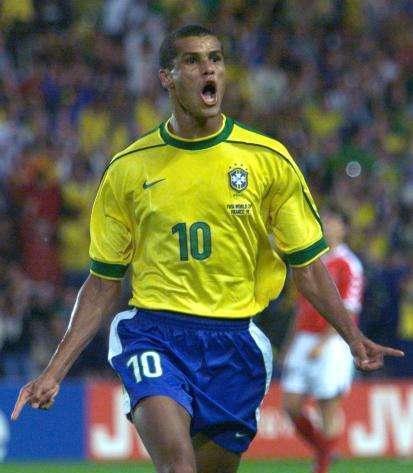 与此产生对 与此产生对