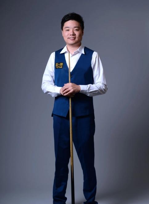 疑是中国男 疑是中国男