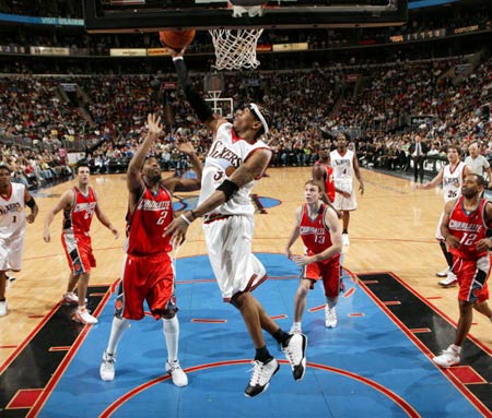 球员之间缺 球员之间缺