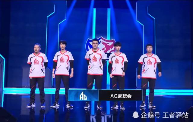 含季后赛